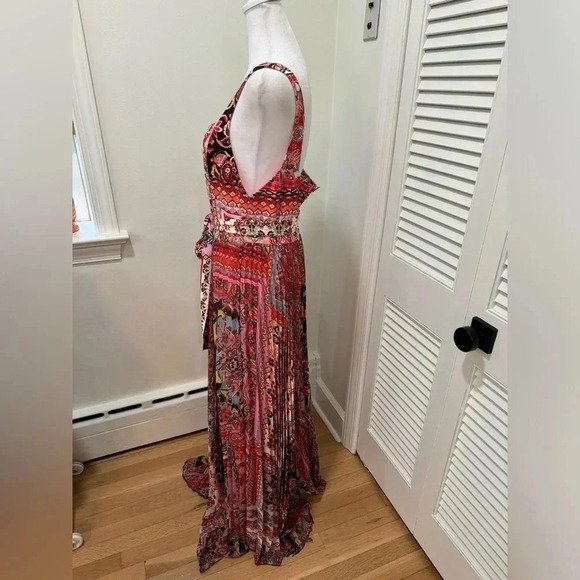 NWT Alice + Olivia Deona Paisley Pleated Maxi Dress size 14 - Picture 5 of 9